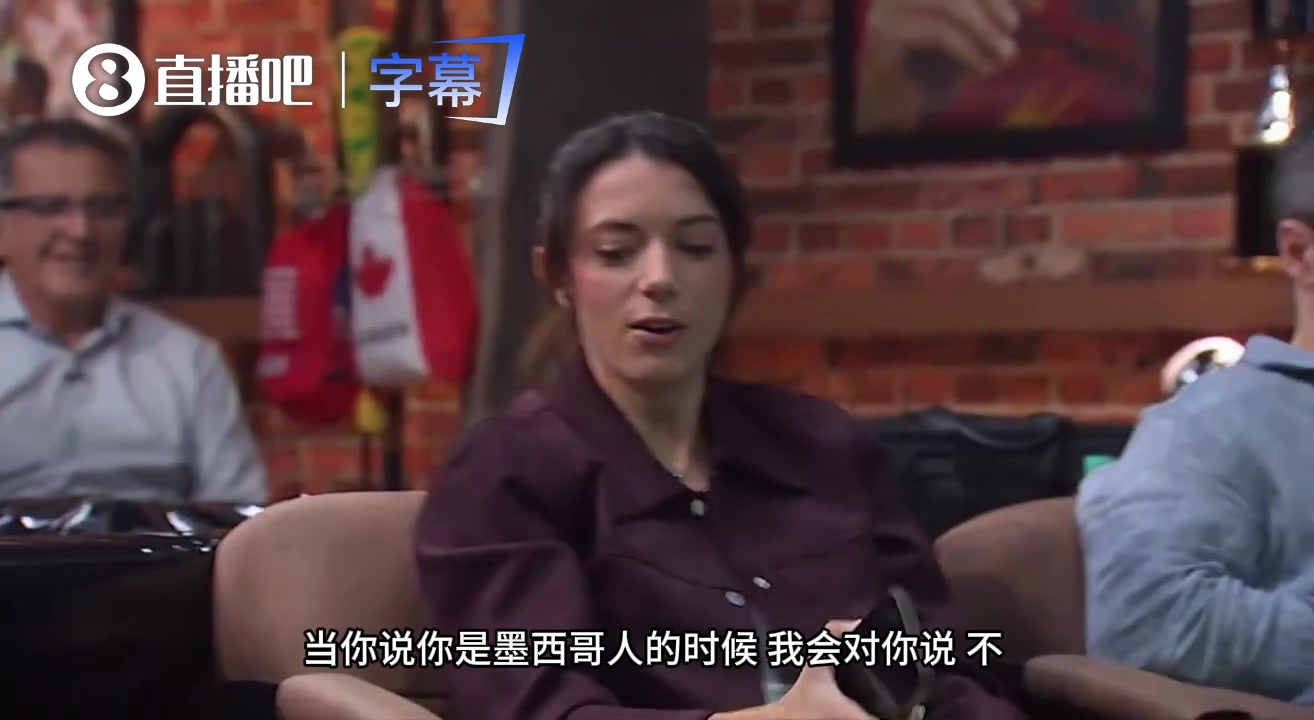梅西帽子戏法助阿根廷3-0阿尔及利亚，邦马蒂现场观战叫好