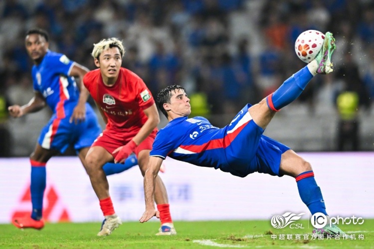高天意百场传射建功，申花主场4-1逆转河南