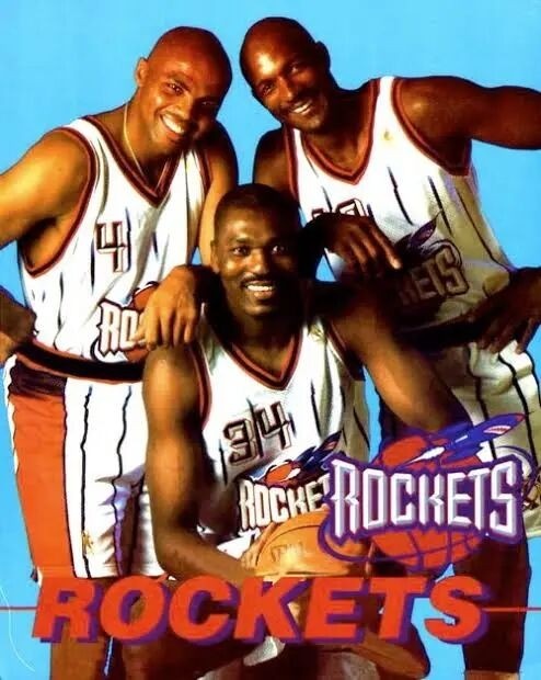 乔丹3014万、鲨鱼1.21亿、科比第13顺位:1996年自由市场重写NBA格局 乔丹3014万、鲨鱼1.21亿、科比第13顺位:1996年自由市场重写NBA格局