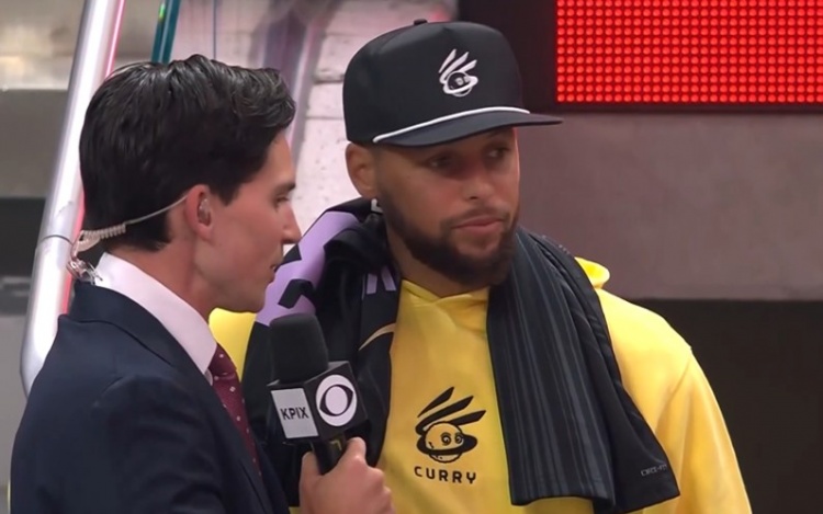 库里观战女武神主场氛围直呼想起甲骨文时期