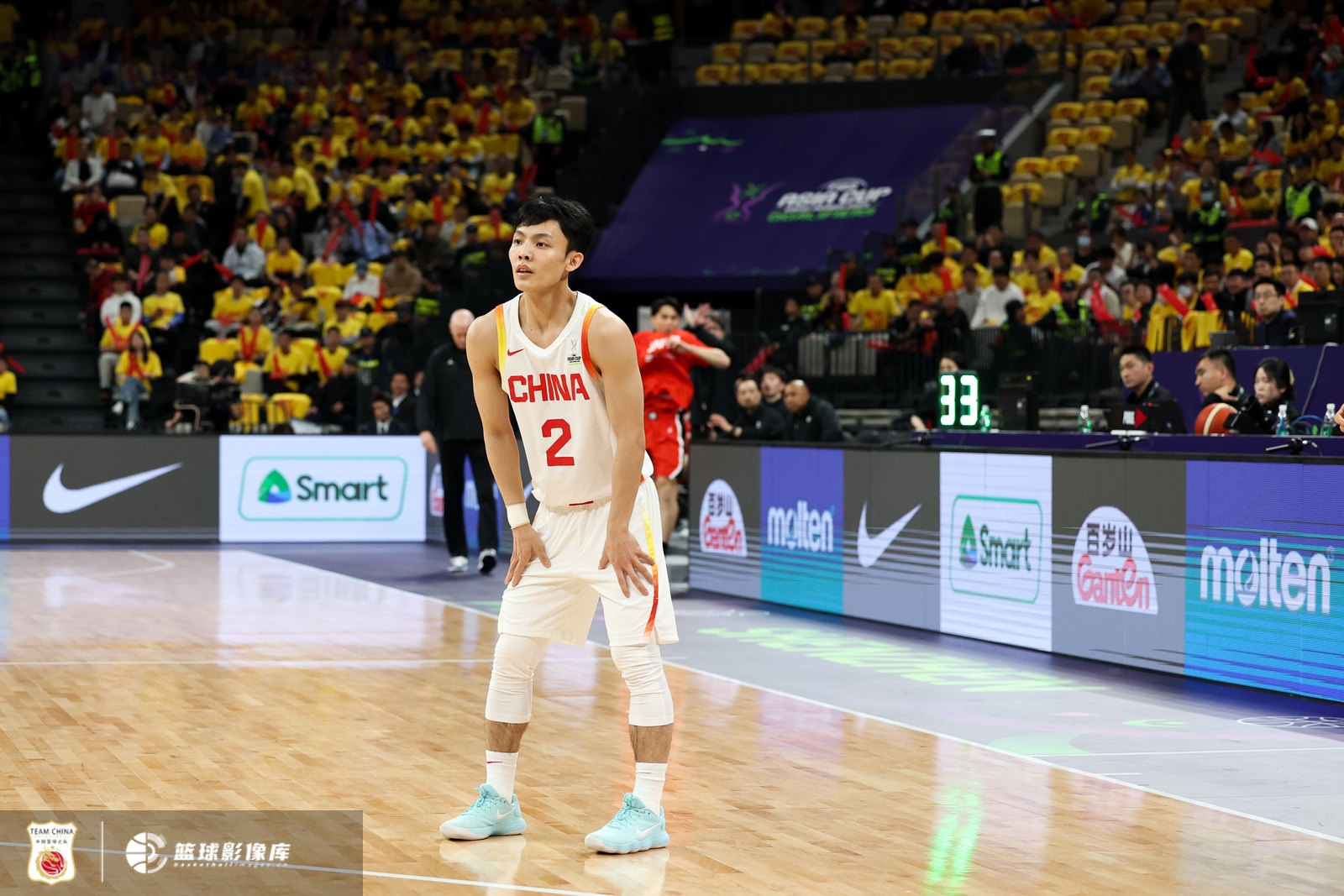 媒体人：篮协公布亚运名单前 拟增补周琦徐杰等 但最后放弃了征召
