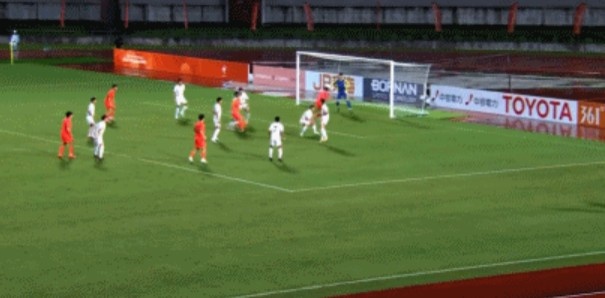 亚运开门红！U23国足2-1逆转朝鲜 37岁吴曦29岁张玉宁均传射建功