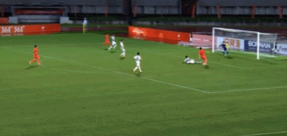 亚运开门红！U23国足2-1逆转朝鲜 37岁吴曦29岁张玉宁均传射建功