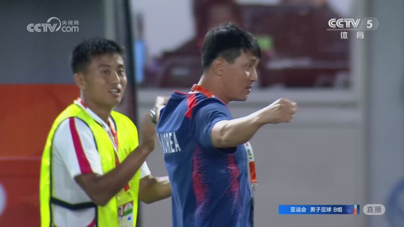 亚运开门红！U23国足2-1逆转朝鲜 37岁吴曦29岁张玉宁均传射建功